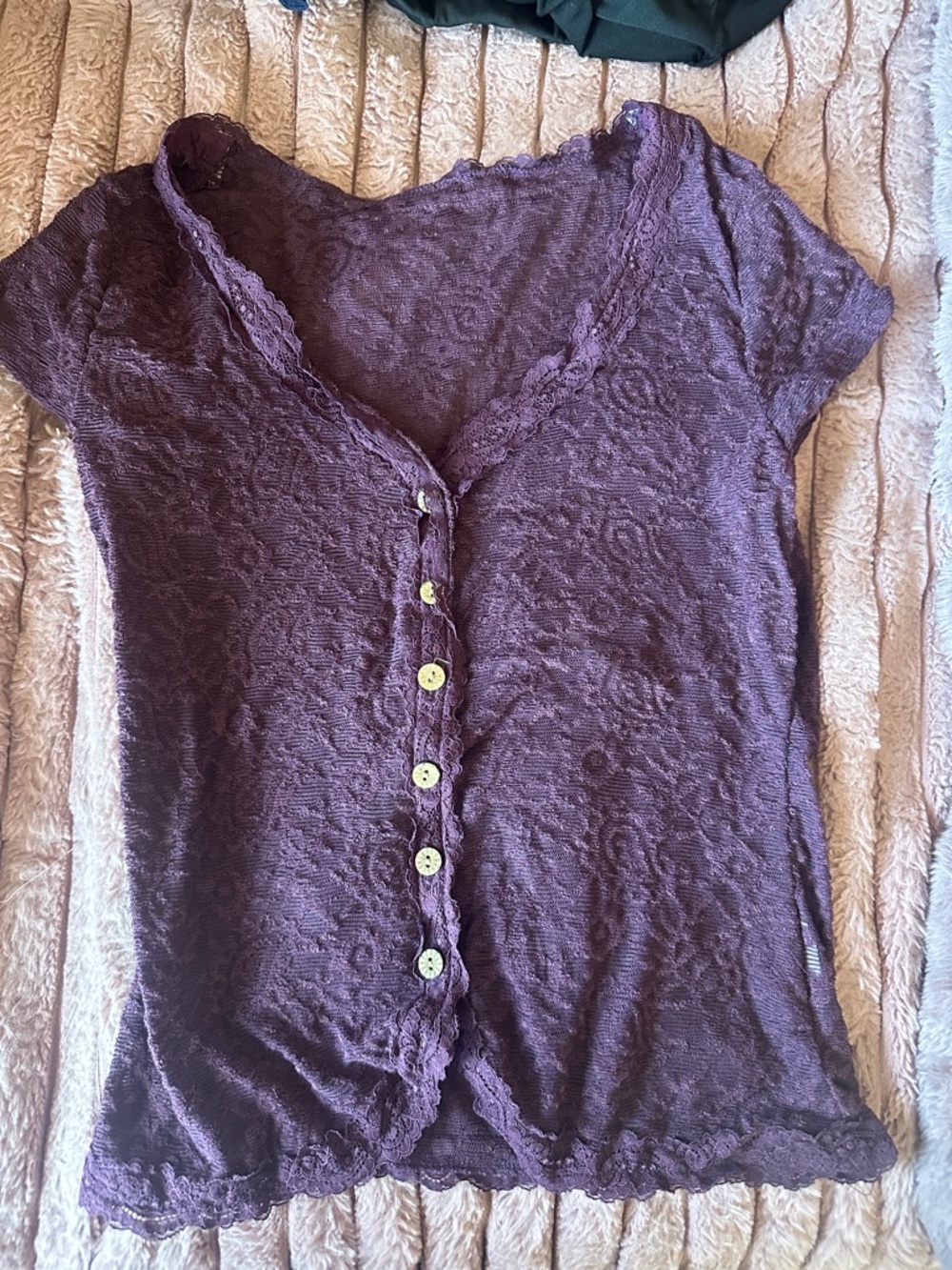 Lace top /Purple lace button up top